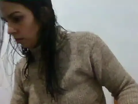 pamelaamorette online show from May 20, 2026, 8:37 pm