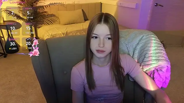 Eva Th0mpson online show from August 7, 2026, 2:46 am
