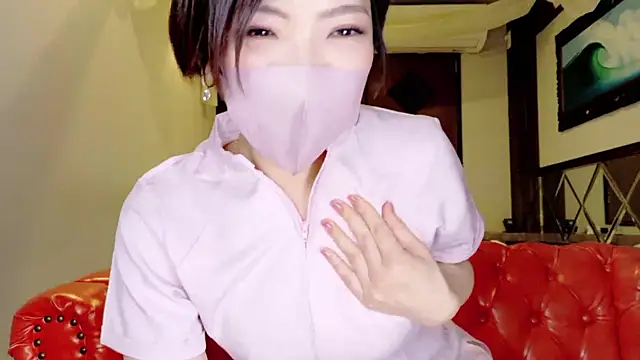 Naomi 00122 online show from June 7, 2026, 2:10 pm