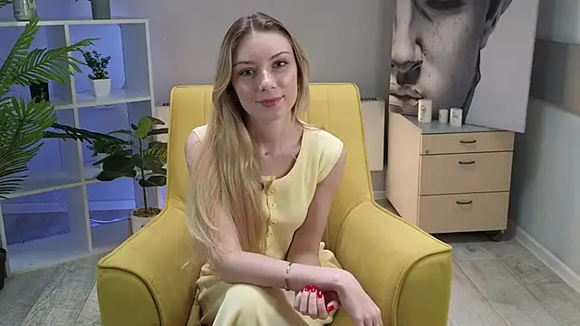 JoleenCerasuolo online show from May 5, 2026, 9:39 am