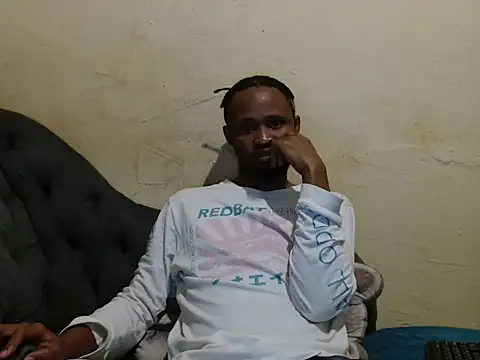 xxTroyX online show from May 28, 2026, 7:44 pm