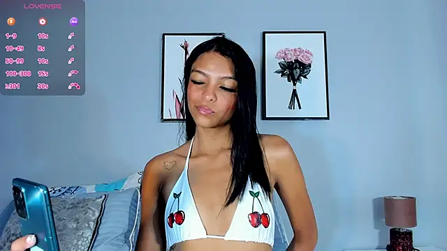 Miaa ZZ online show from May 14, 2026, 12:23 pm
