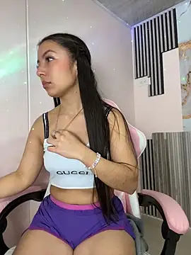 Julieth ec online show from May 12, 2026, 12:24 pm