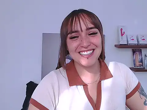 anyela bubble18 online show from May 25, 2026, 9:10 pm