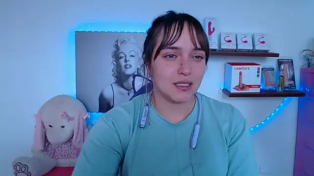 anyela bubble18 online show from July 29, 2026, 9:46 pm