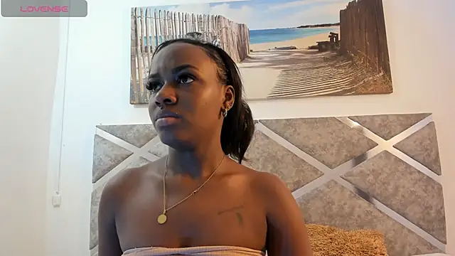Alisson-Noa online show from July 31, 2026, 12:37 pm