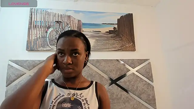 Alisson-Noa online show from August 3, 2026, 12:43 pm