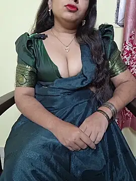Hot-CouplesX online show from June 11, 2026, 4:49 pm