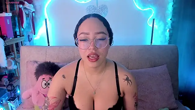 liz martins1 online show from July 21, 2026, 2:14 am
