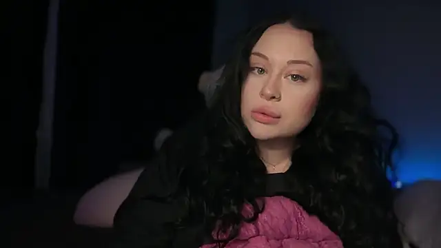 Sofi  Si online show from July 4, 2026, 7:42 pm
