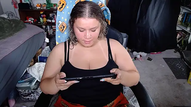 prettybabygurl04 online show from May 13, 2026, 4:59 pm