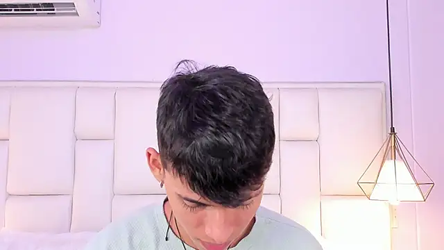 JacobFerrer online show from May 4, 2026, 6:48 pm