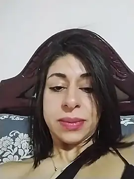 arianna rouse  online show from July 14, 2026, 2:27 am