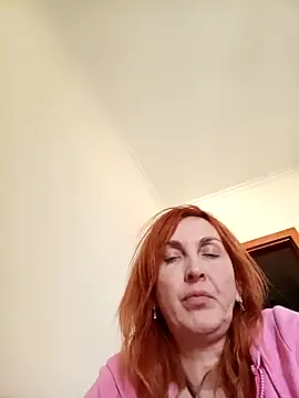 Bel Nell online show from May 4, 2026, 3:08 pm