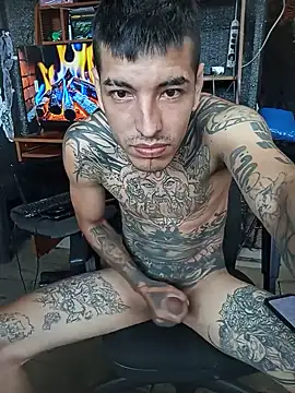 demoni0802 online show from May 16, 2026, 8:18 pm