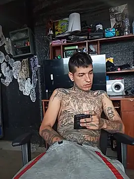 demoni0802 online show from May 18, 2026, 6:58 pm