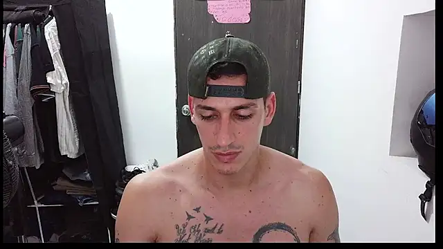 RaulRico online show from July 13, 2026, 7:27 pm