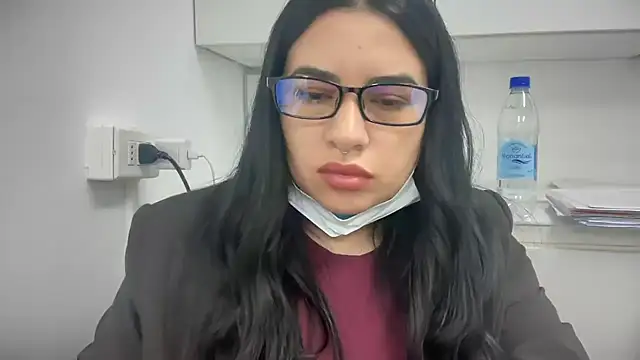 gigi333336 online show from June 10, 2026, 8:08 pm