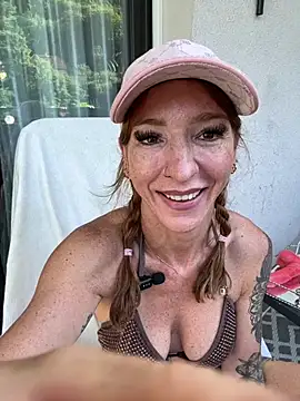 Snapshot of Sexy-Rachel chatting on June 25, 2026, 6:29 am Sexy-Rachel online show from June 25, 2026, 6:29 am