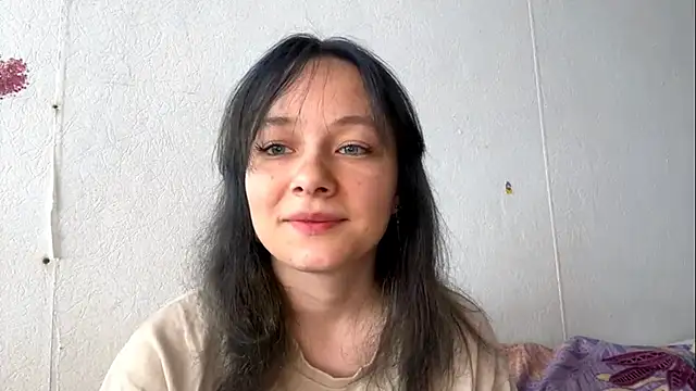 SharellBehrend online show from May 5, 2026, 1:30 pm