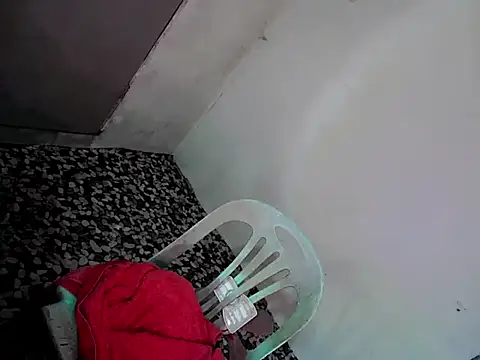 Alluringluna online show from July 3, 2026, 1:34 am