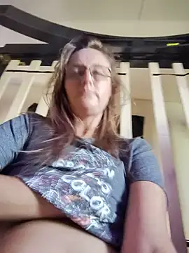 Queenle91 online show from June 21, 2026, 8:11 pm