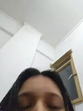babyangel2002 online show from May 16, 2026, 11:57 pm