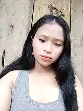 Lucky-lux online show from May 6, 2026, 3:57 am