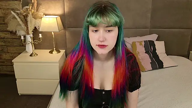 elsie fleur online show from May 10, 2026, 5:23 am