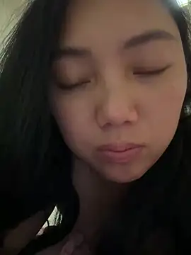 yanling668 online show from May 10, 2026, 3:50 pm