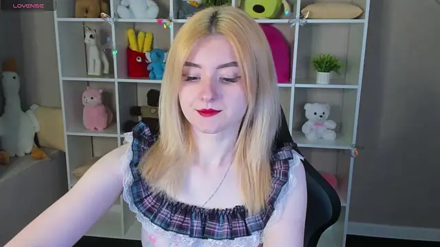 Diiana Daviis online show from June 3, 2026, 12:57 am