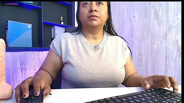 Rachell Carter online show from June 17, 2026, 4:59 am