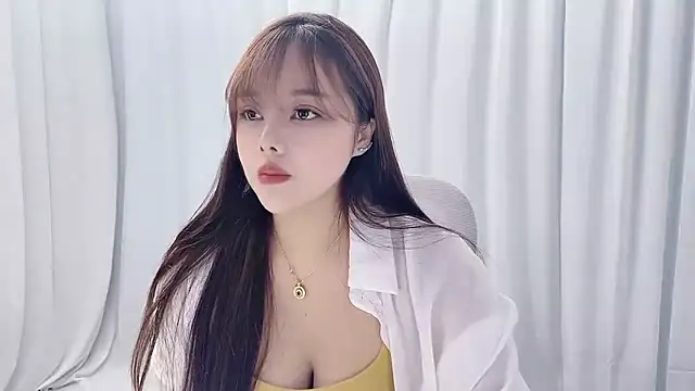 Qingqing19 online show from June 8, 2026, 2:23 am