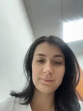 Snapshot of MissElya chatting on June 5, 2026, 4:02 pm MissElya online show from June 5, 2026, 4:02 pm