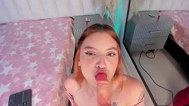 Kira Venom online show from June 9, 2026, 12:17 pm