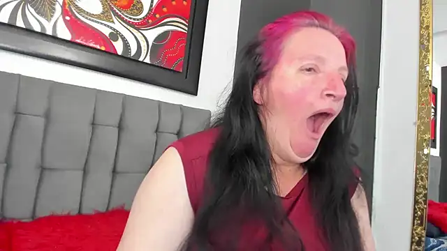 CloeMature online show from July 20, 2026, 5:55 am
