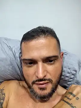 Lucasnono online show from May 7, 2026, 2:50 am