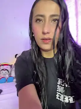 Snapshot of my__aleja chatting on May 15, 2026, 5:42 pm my aleja online show from May 15, 2026, 5:42 pm