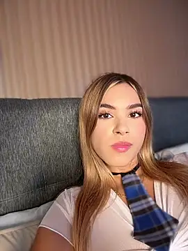 Natalia  vidal online show from July 15, 2026, 10:15 pm
