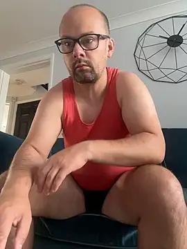 Snapshot of NakedAndrewHot chatting on June 28, 2026, 7:47 am NakedAndrewHot online show from June 28, 2026, 7:47 am