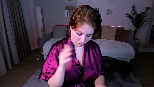 MiaLacrice online show from July 5, 2026, 4:19 am