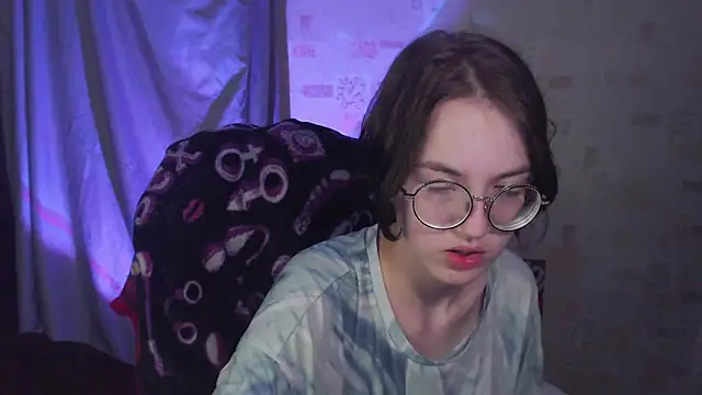 Snapshot of Alessa_Kiss chatting on June 5, 2026, 7:30 pm Alessa Kiss online show from June 5, 2026, 7:30 pm