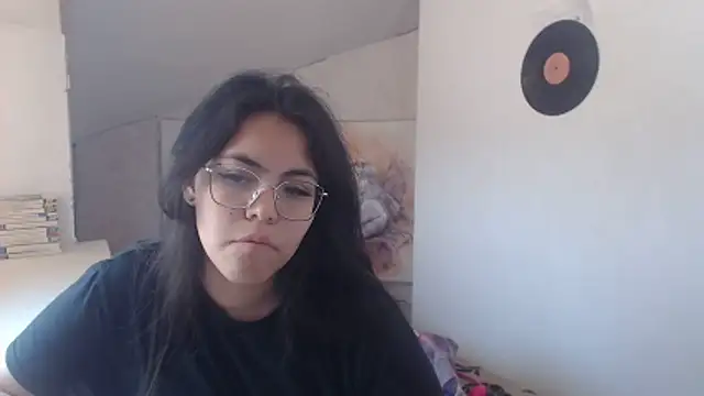 Snapshot of Anda_here chatting on June 11, 2026, 4:10 am Anda here online show from June 11, 2026, 4:10 am