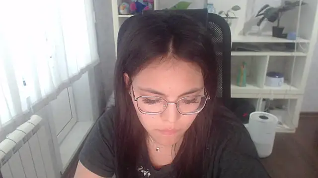 Snapshot of Anda_here chatting on June 18, 2026, 10:09 am Anda here online show from June 18, 2026, 10:09 am