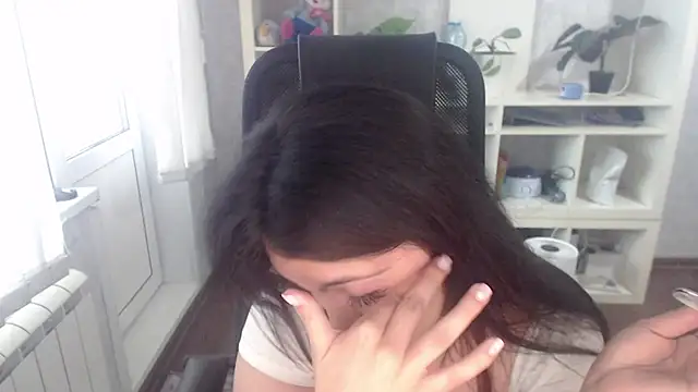 Snapshot of Anda_here chatting on June 24, 2026, 8:35 am Anda here online show from June 24, 2026, 8:35 am