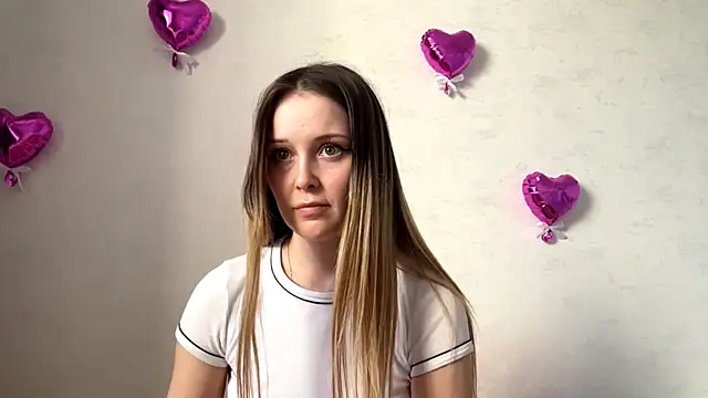 MarryMurietto online show from June 23, 2026, 2:37 pm