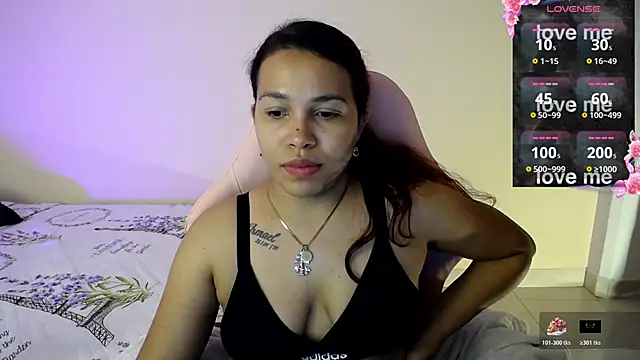 sexydiabliita online show from May 14, 2026, 9:43 pm