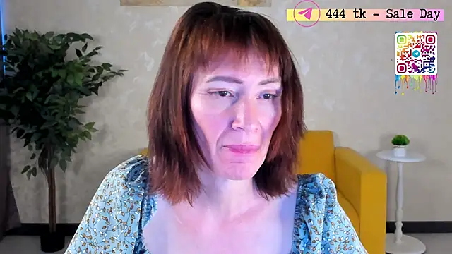 gracekellyyy online show from May 27, 2026, 5:04 am