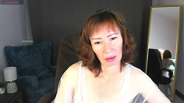 gracekellyyy online show from June 8, 2026, 4:24 am