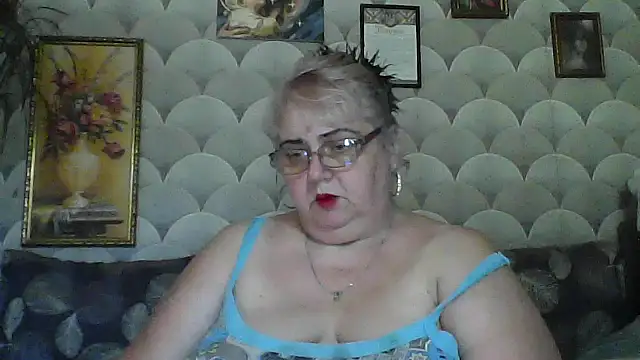 MarinaFarina53 online show from July 2, 2026, 6:08 am